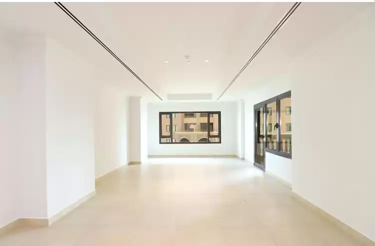 Résidentiel Propriété prête 1 chambre S / F Appartement  a louer au Doha #16190 - 1  image 